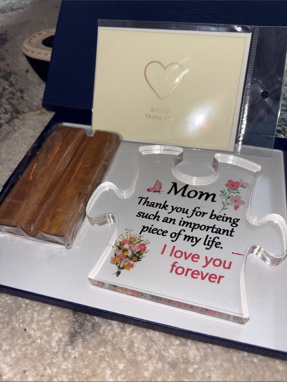 Mom Floral Puzzle Piece Keepsake - acrylic with stand and card in gift box - Picture 1 of 4